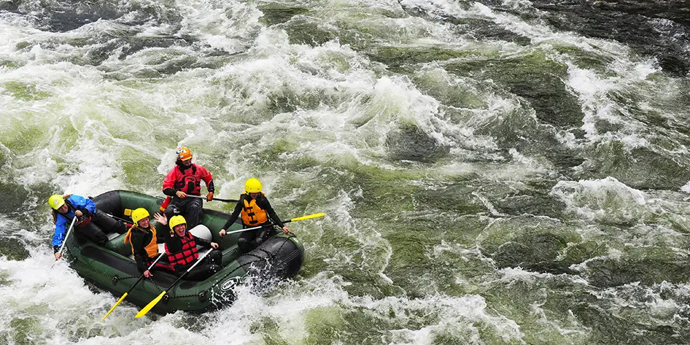 Rå rafting