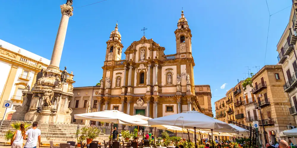 Gatemat på italiensk