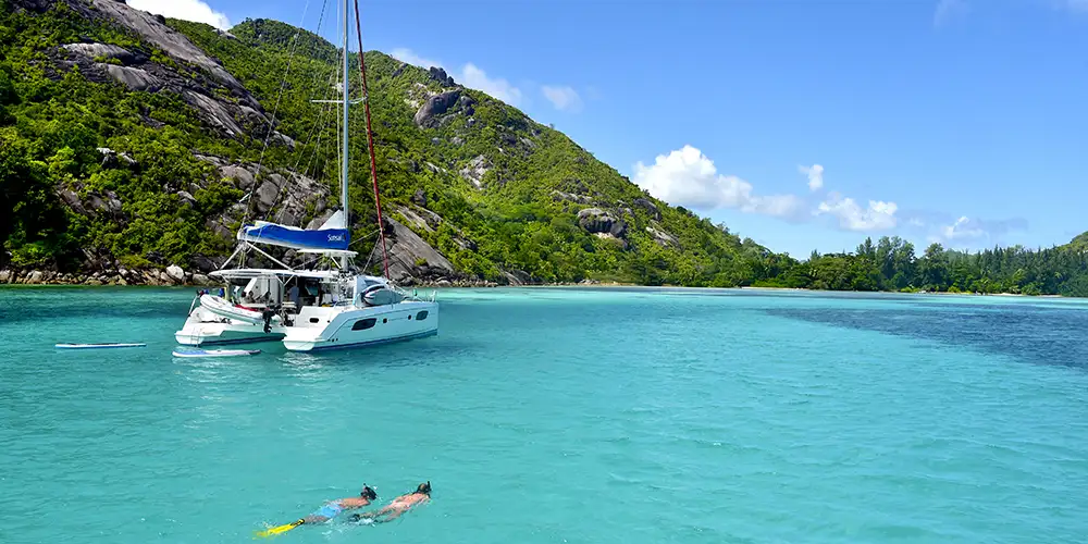 Seil din egen sjø på Seychellene