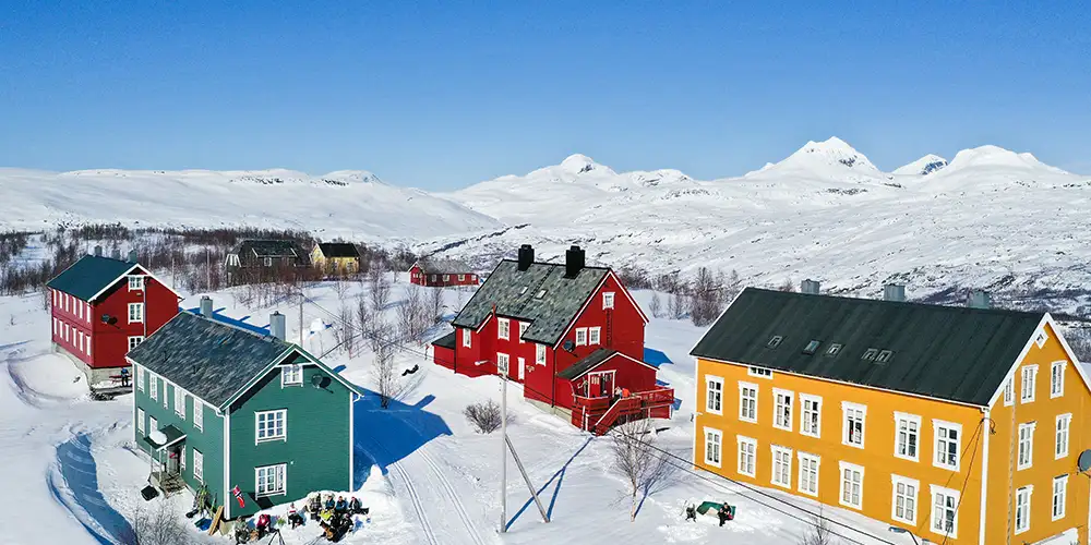 På ski under Suliskongen