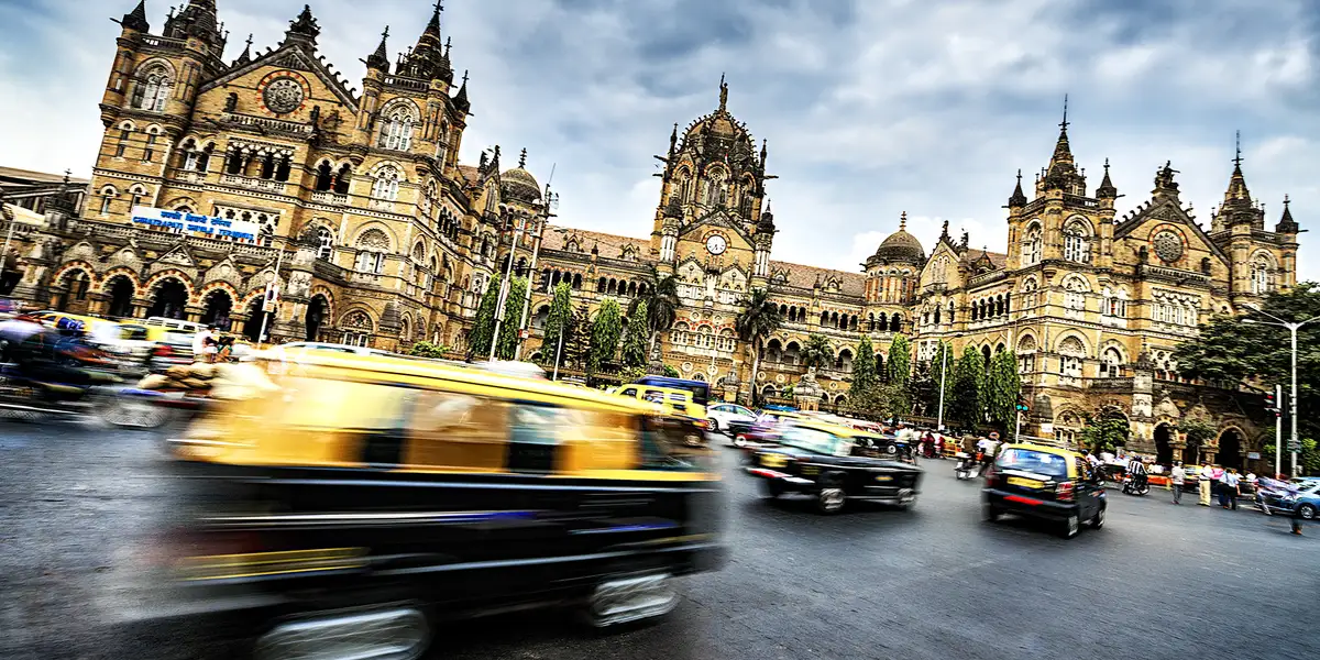 17. India – kulturell fargefest i Mumbai