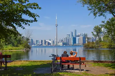 Ni grunner til å besøke Toronto