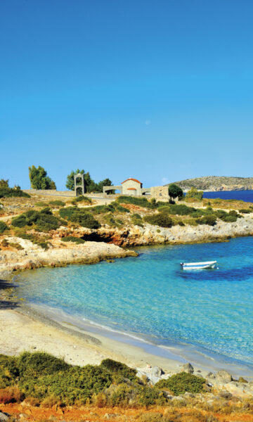 Agia Dynami er ikke bare vakker. Den er også folketom. Foto: Gjermund Glesnes