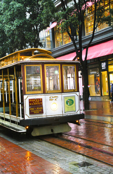 Trikken er også godt kjent i byen, og en tur med kabelvognene er nærmest et must. Foto: Ida Anett Danielsen 